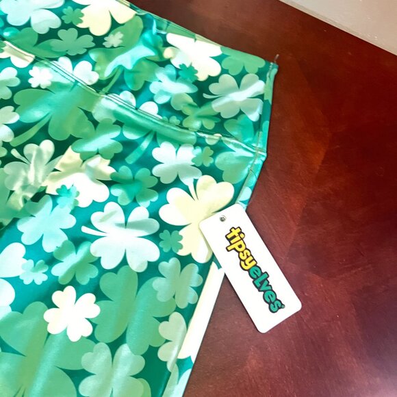 St. Patricks Day Clover‎ Print Leggings Women’s High Waist By Tipsy Elves - Picture 4 of 5